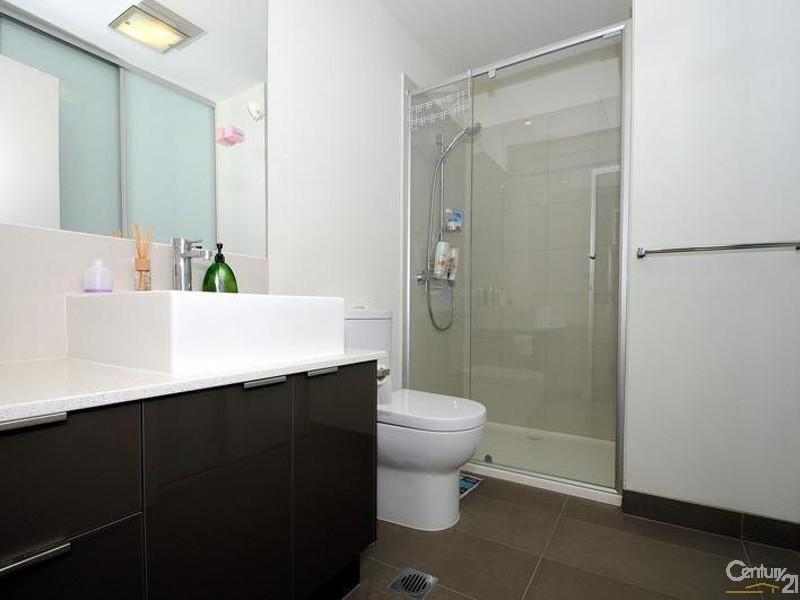 A318/61-111 Rosebank Avenue, Clayton South VIC 3169