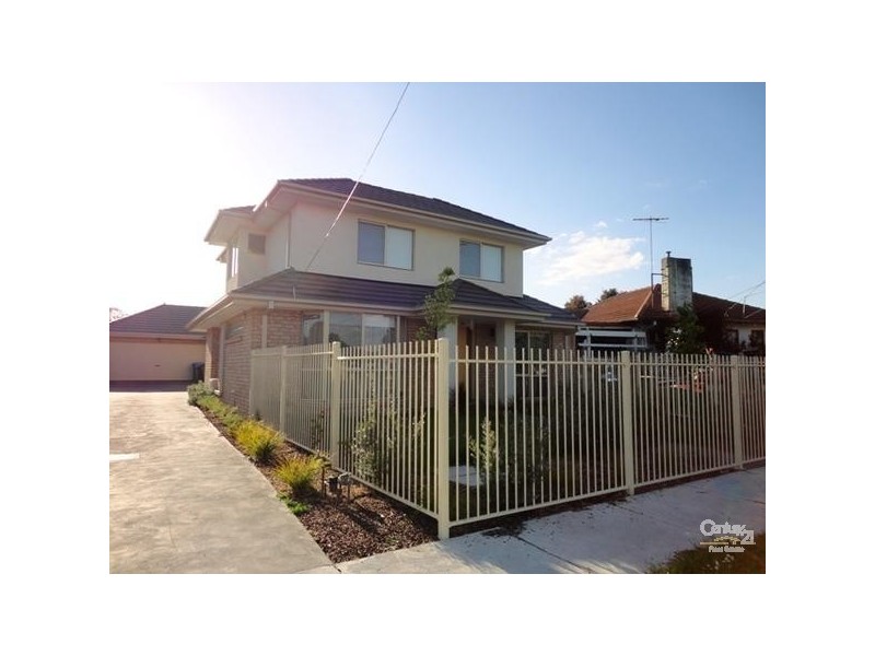 1/15 Hughes Crescent, Dandenong North VIC 3175