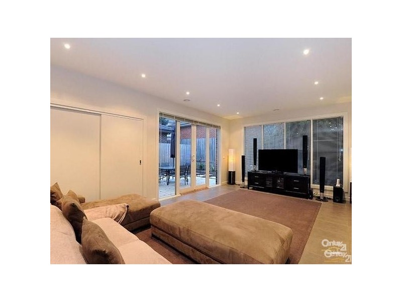 2/84 View Street, Clayton VIC 3168