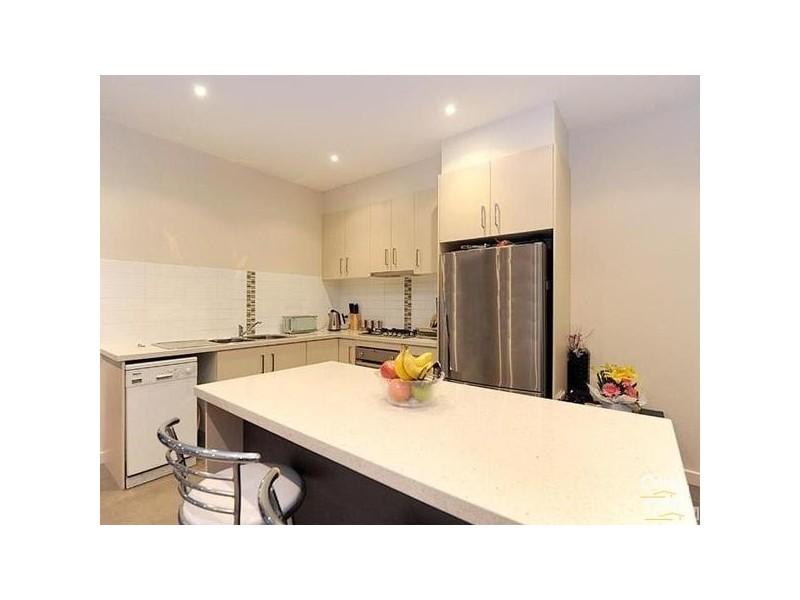 2/84 View Street, Clayton VIC 3168