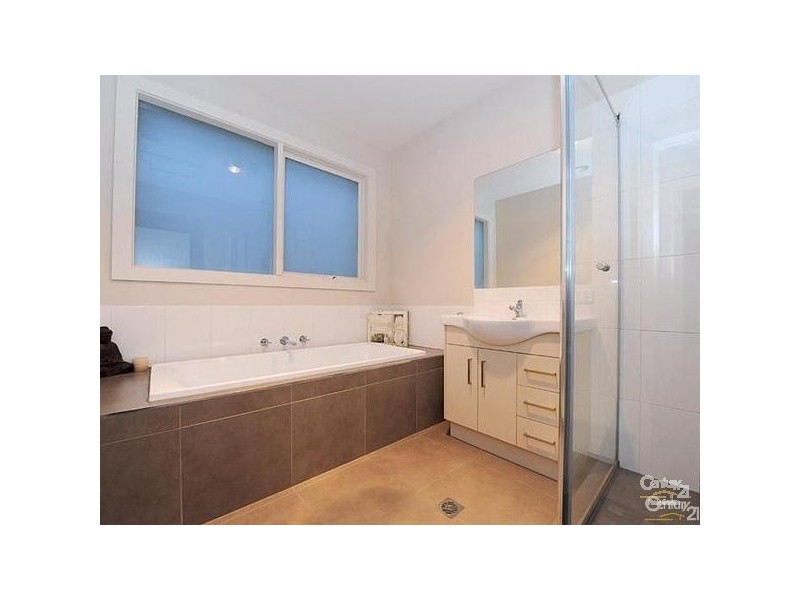 2/84 View Street, Clayton VIC 3168