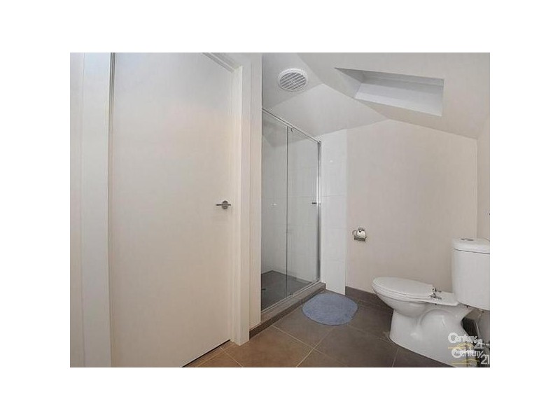 2/84 View Street, Clayton VIC 3168