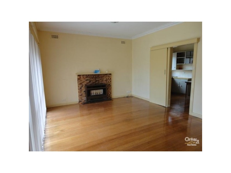 4 Tennyson Avenue, Clayton South VIC 3169