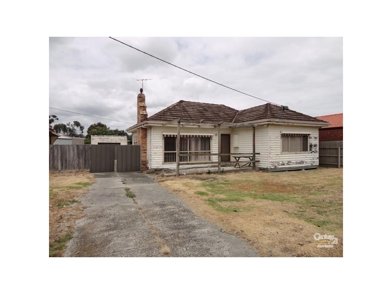 4 Tennyson Avenue, Clayton South VIC 3169