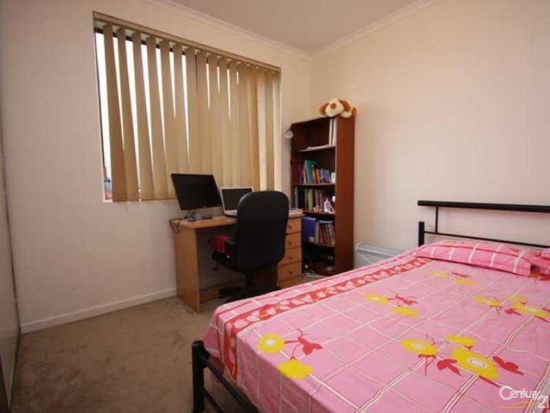 1/8 Browning Avenue, Clayton South VIC 3169