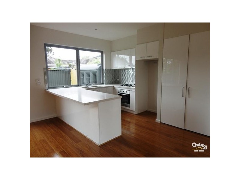 2/27 B Eulinga Road, Clarinda VIC 3169