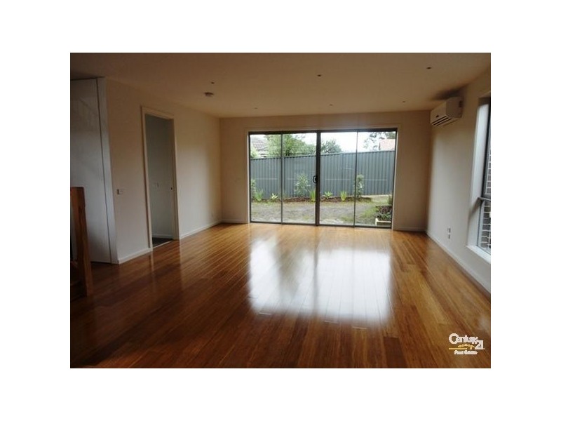 27 B2 Eulinga Road, Clarinda VIC 3169