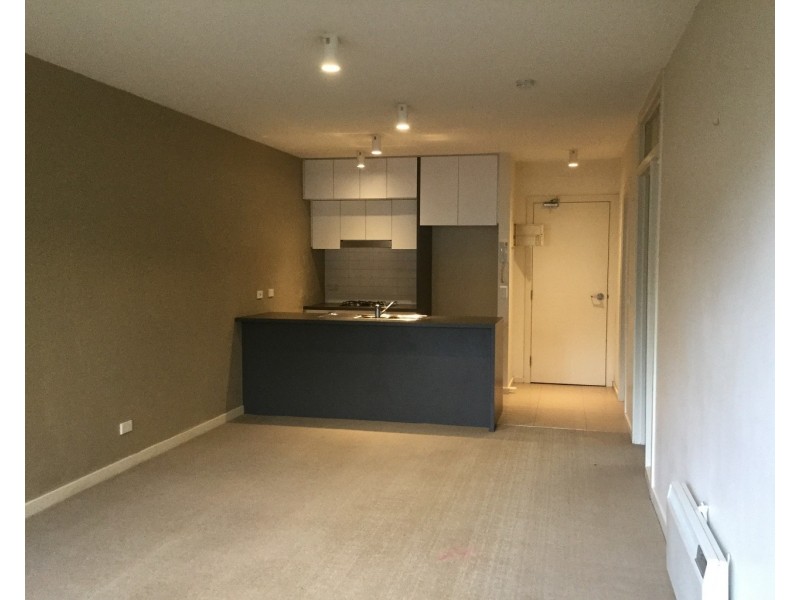 4/2 Greenfield Drive, Clayton VIC 3168