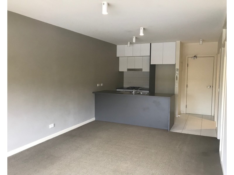 28/2 Monash Green Drive, Clayton VIC 3168