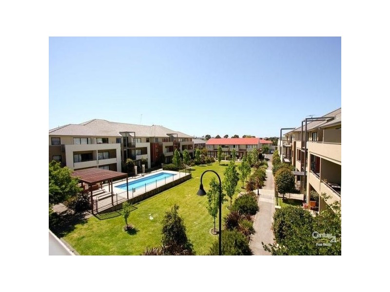 28/2 Monash Green Drive, Clayton VIC 3168