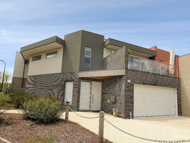 24 Silverbanks Grove, Mentone VIC 3194