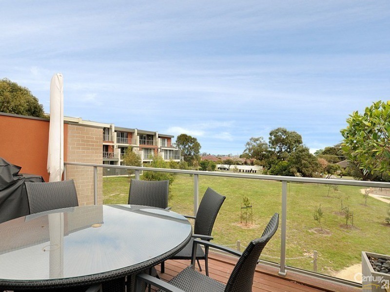 24 Silverbanks Grove, Mentone VIC 3194