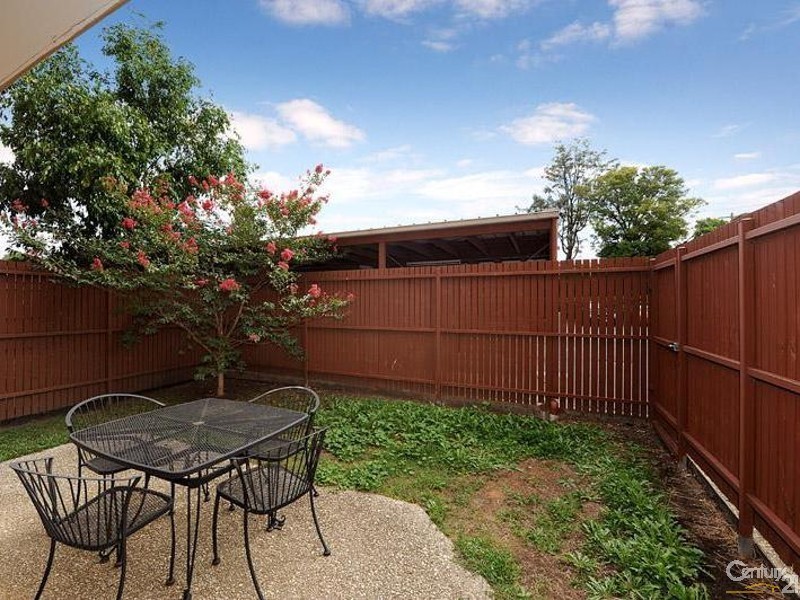 22/2 Monash Green Drive, Clayton VIC 3168