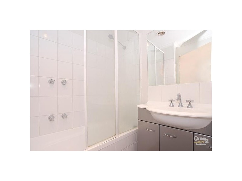 3/1 Eucalyptus Mews, Notting Hill VIC 3168