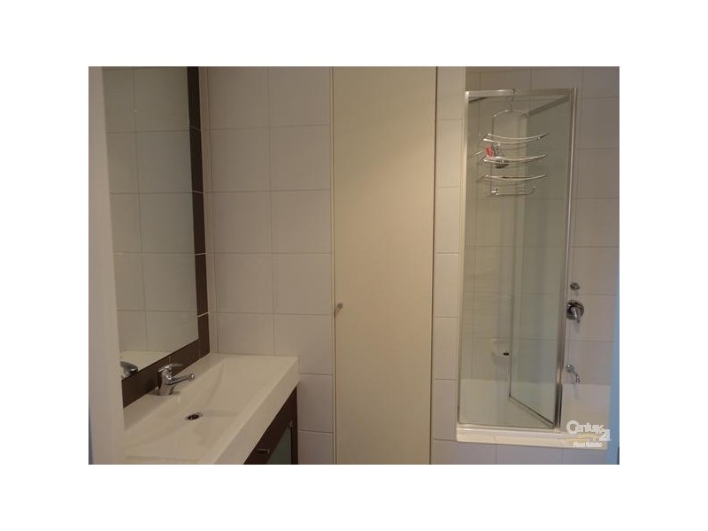 5/210-220 Normanby Road, Notting Hill VIC 3168
