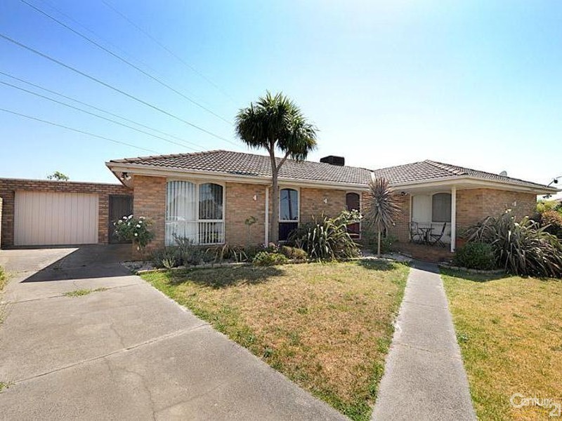 4 Shannon Court, Clarinda VIC 3169