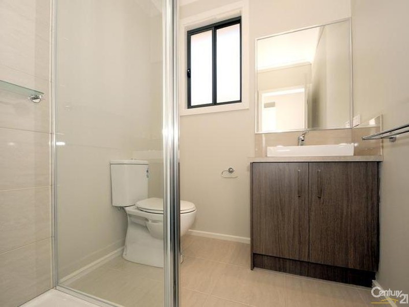 1/4 Rowson Grove, Clarinda VIC 3169