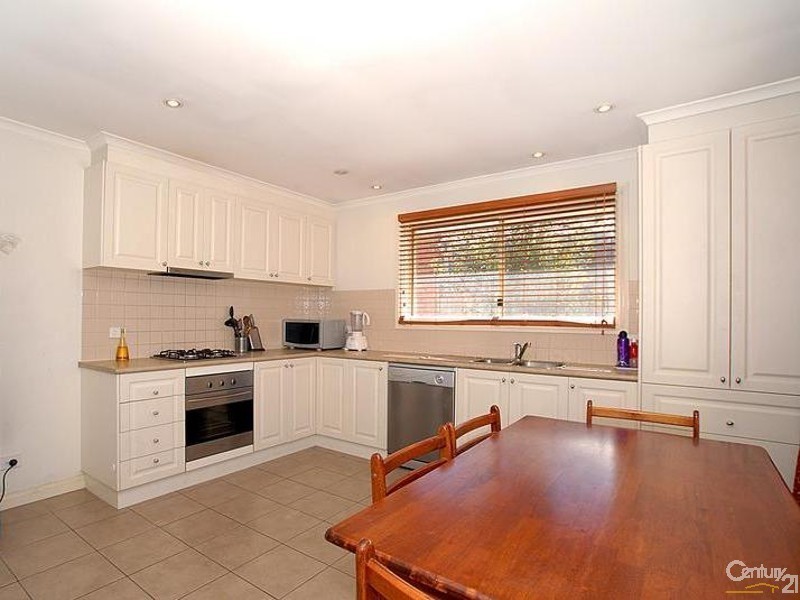 2/79 Kionga Street, Clayton VIC 3168