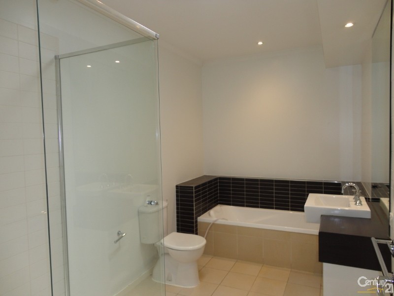 71 Rosebank Avenue, Clayton South VIC 3169