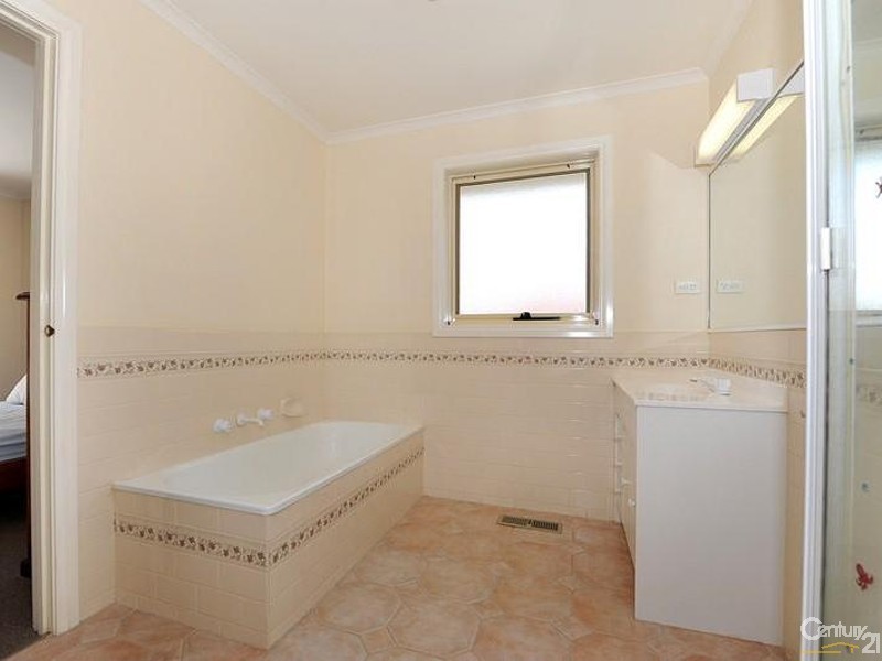 3/165 Noble Street, Noble Park VIC 3174