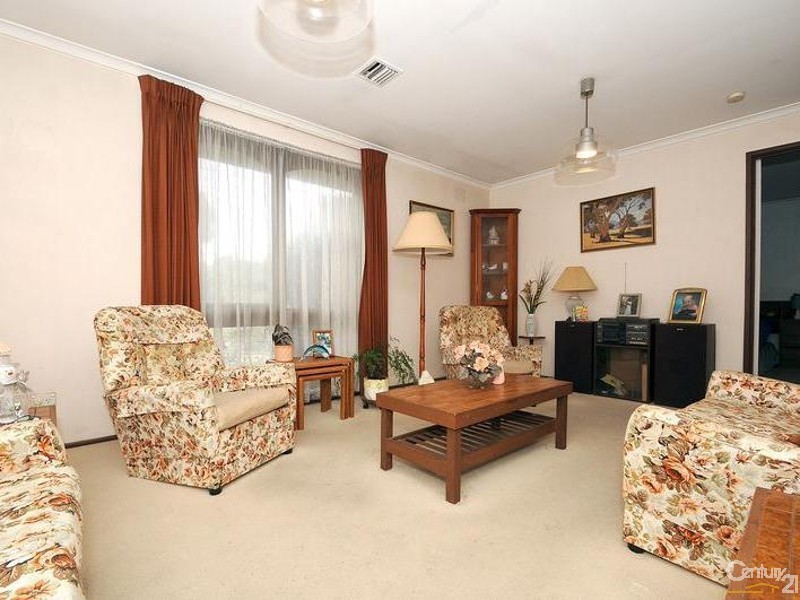 9 Mia Street, Clarinda VIC 3169
