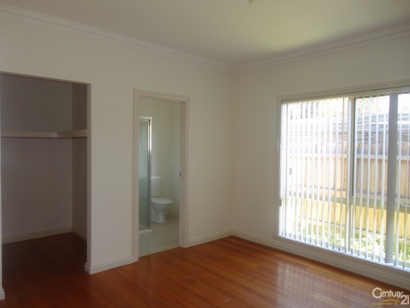 2/35 Knight Street, Clayton VIC 3168