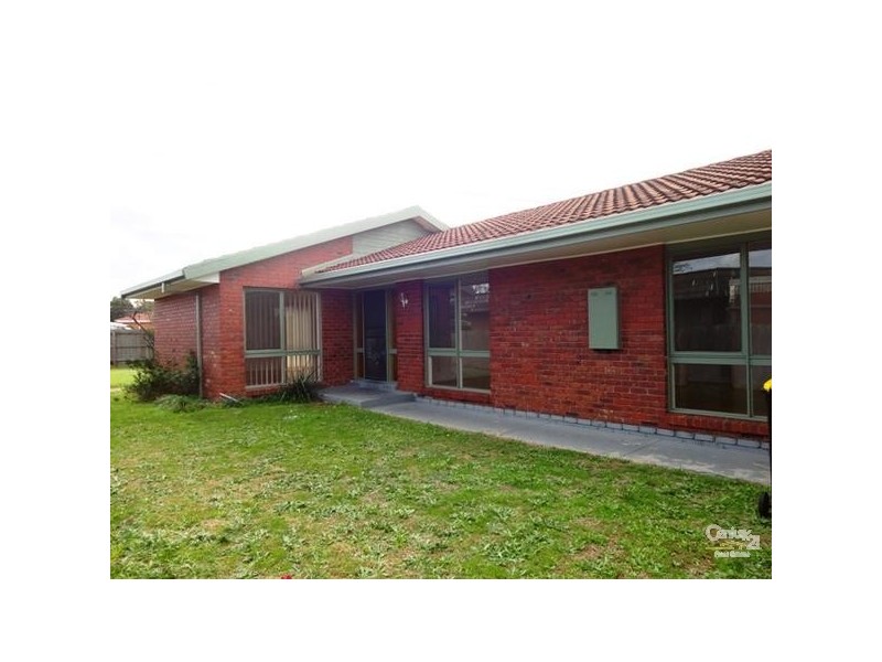 7 Glenelg Drive, Clarinda VIC 3169