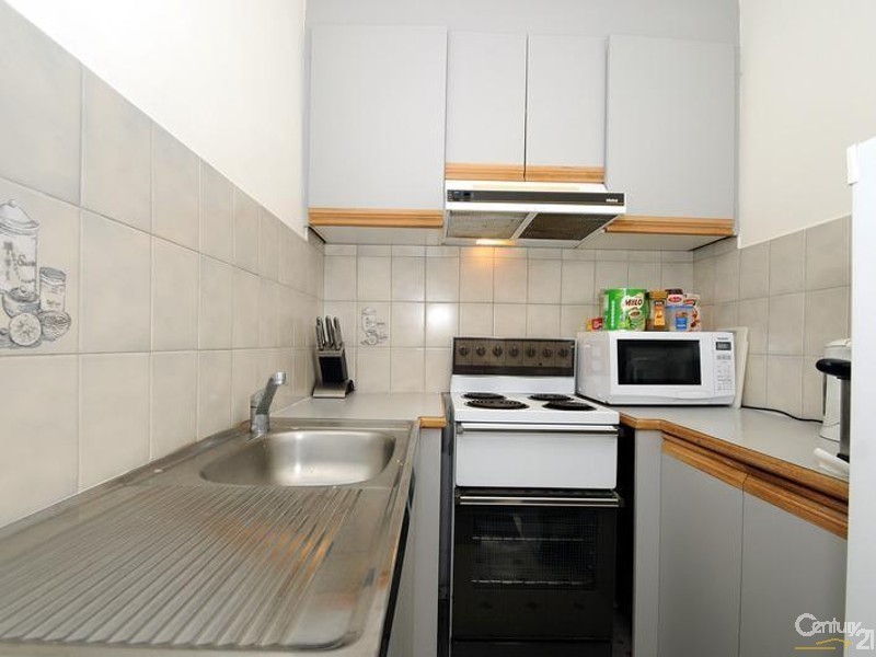 8/37 Lantana Road, Gardenvale VIC 3185