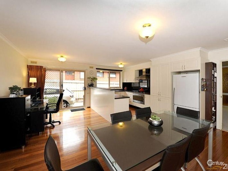 53 Bunney Rd, Clarinda VIC 3169