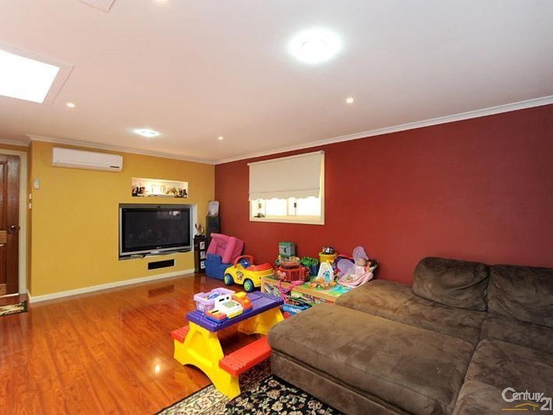 9 Rochell Court, Clayton South VIC 3169