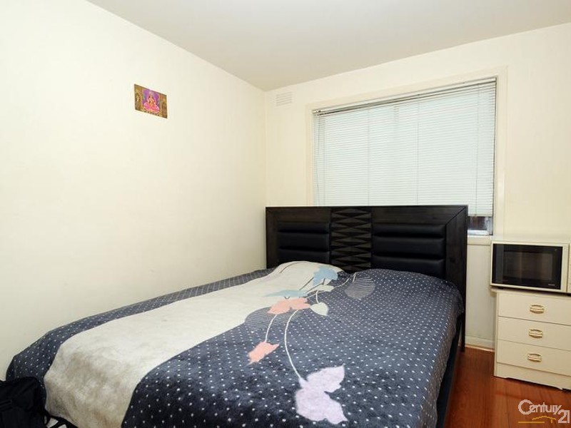 2/34 Royal Avenue, Glen Huntly VIC 3163