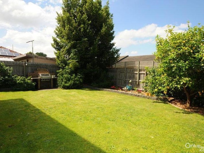 2 Myers Court, Noble Park VIC 3174