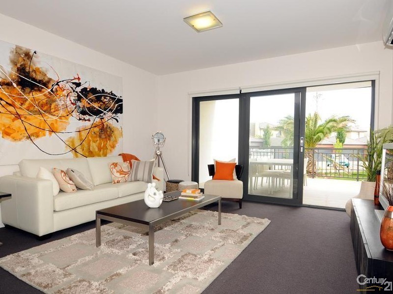 B204/61-111 Rosebank Avenue, Clayton South VIC 3169