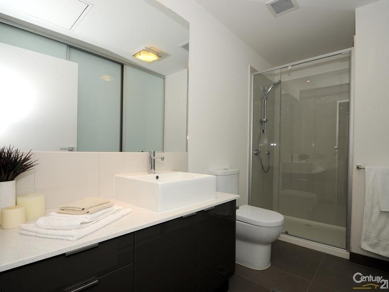 B204/61-111 Rosebank Avenue, Clayton South VIC 3169