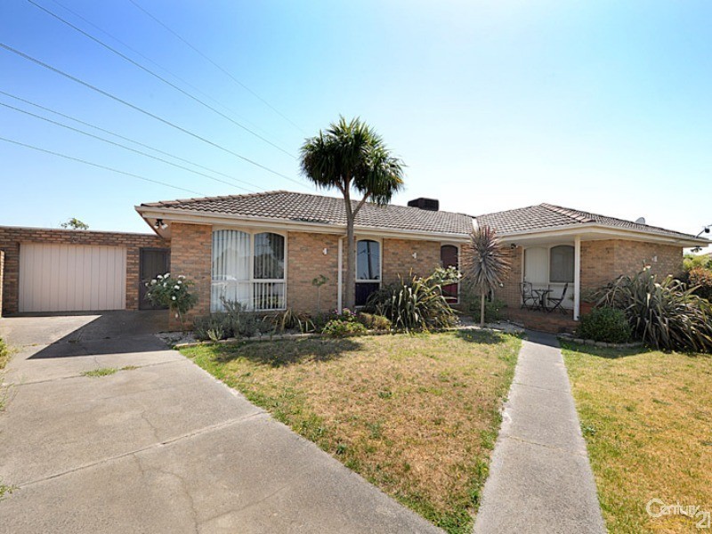 4 Shannon Court, Clarinda VIC 3169