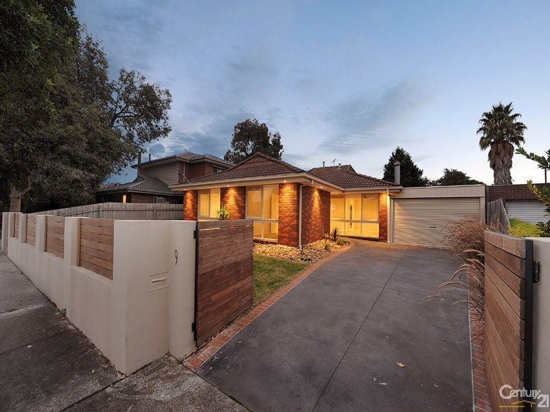 9 Balcombe Place, Dingley Village VIC 3172