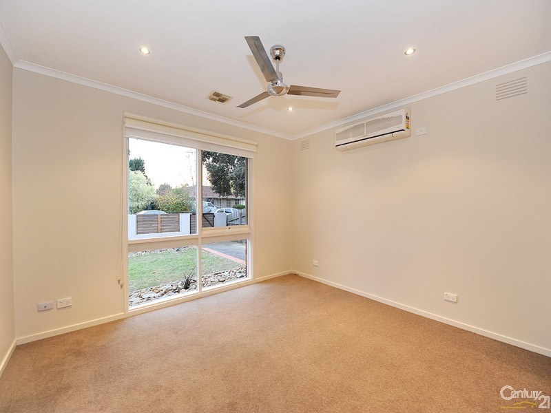 9 Balcombe Place, Dingley Village VIC 3172