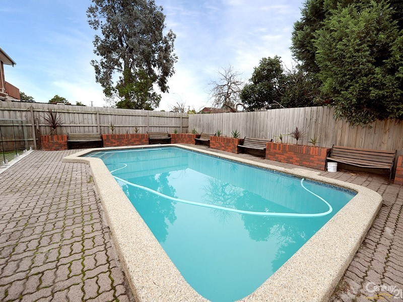 9 Balcombe Place, Dingley Village VIC 3172