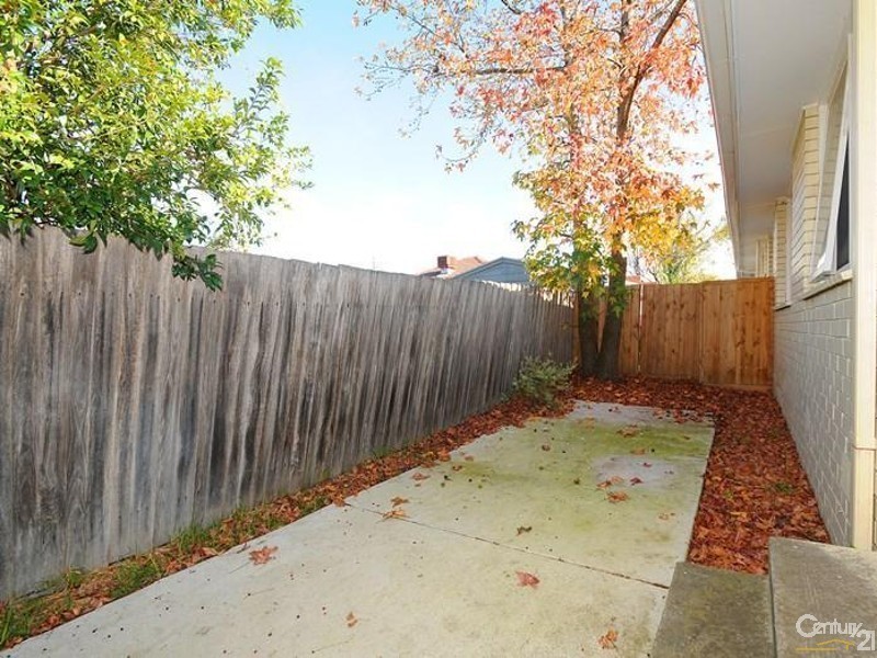 4/10 Wordsworth Avenue, Clayton South VIC 3169