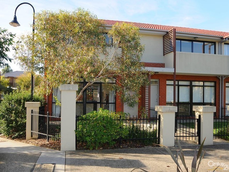 33 Brushbox Court, Clayton VIC 3168