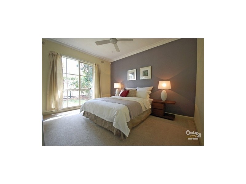 1/82 Scottsburn Avenue, Oakleigh South VIC 3167