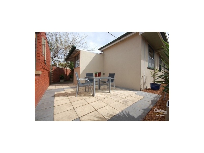 1/82 Scottsburn Avenue, Oakleigh South VIC 3167