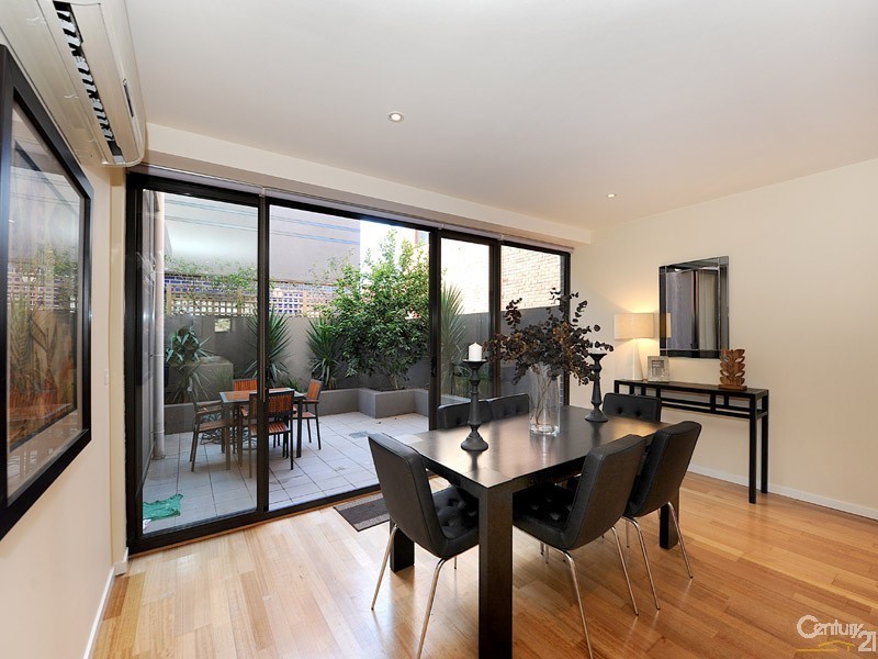 2/45 Grenville Street, Hampton VIC 3188