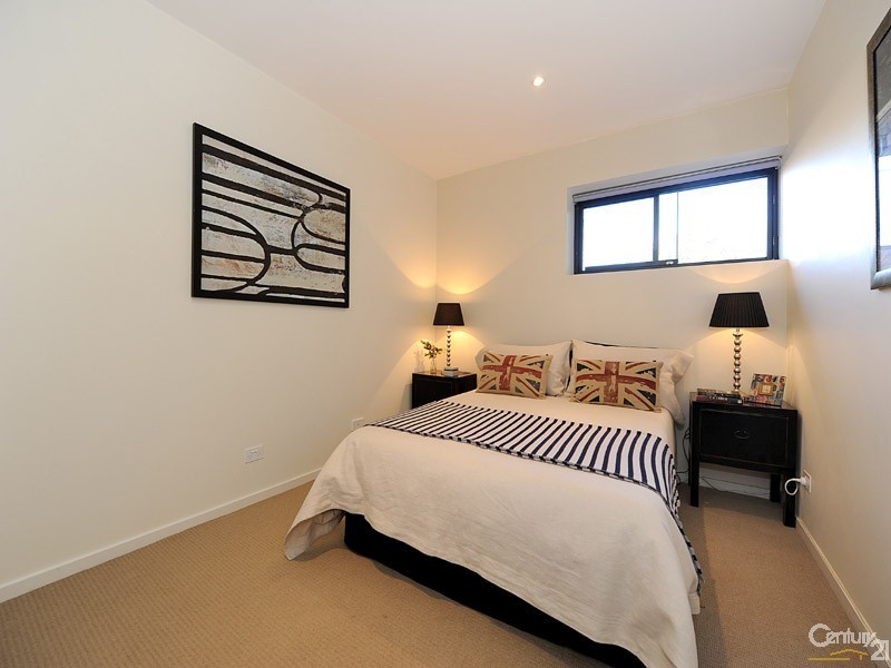 2/45 Grenville Street, Hampton VIC 3188