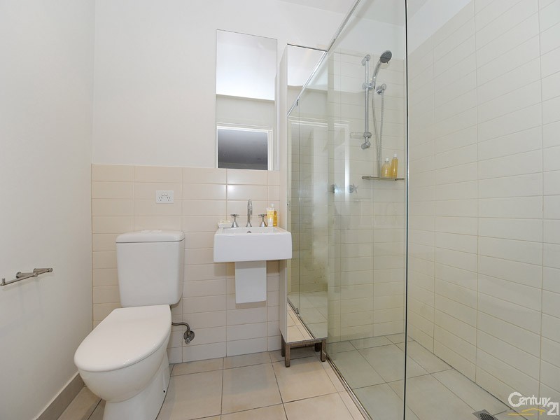 2/45 Grenville Street, Hampton VIC 3188