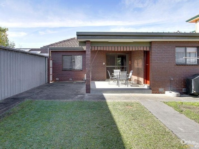 37 Ormond Road, Clayton VIC 3168