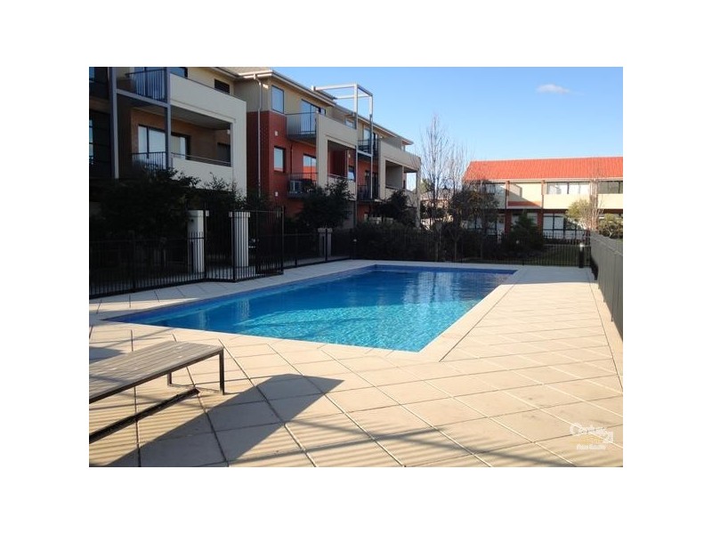 10/2 Greenfield Drive, Clayton VIC 3168