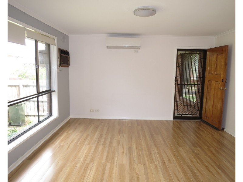 8/13 Seascape Street, Clayton VIC 3168