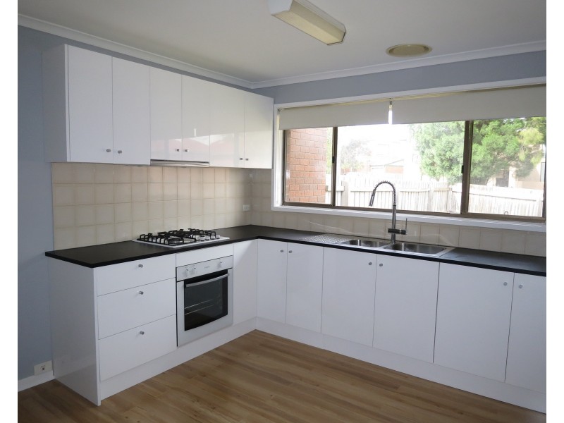 8/13 Seascape Street, Clayton VIC 3168