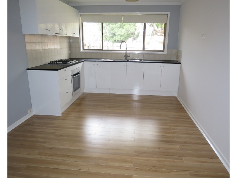 8/13 Seascape Street, Clayton VIC 3168